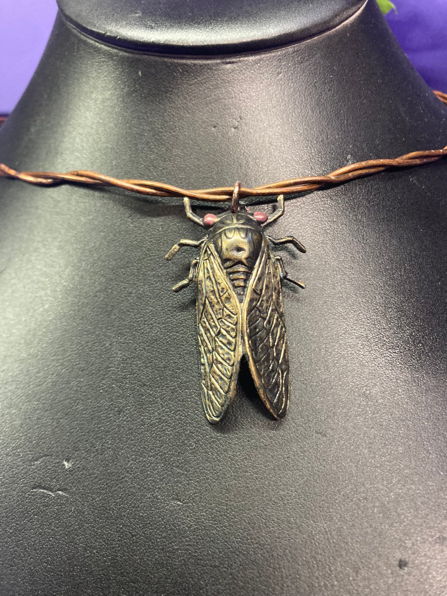 Cicada Vine Necklace