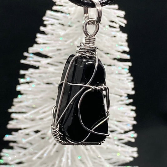 Twisted Obsidian Pendant