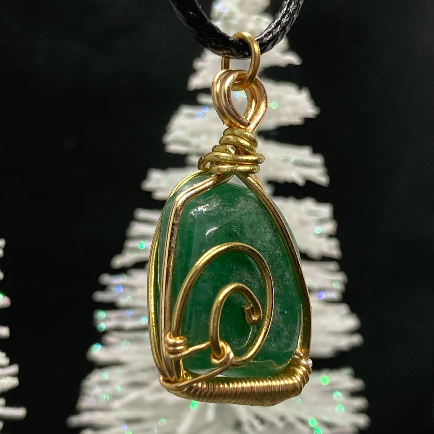 Glimmering Green Pendant